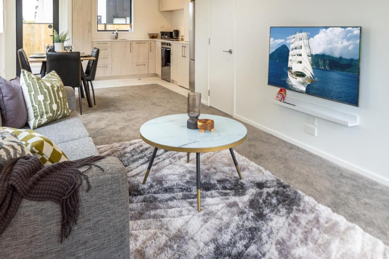 Peaceful Park View Townhouse 2 Bed W/Carpark Daire Christchurch Dış mekan fotoğraf