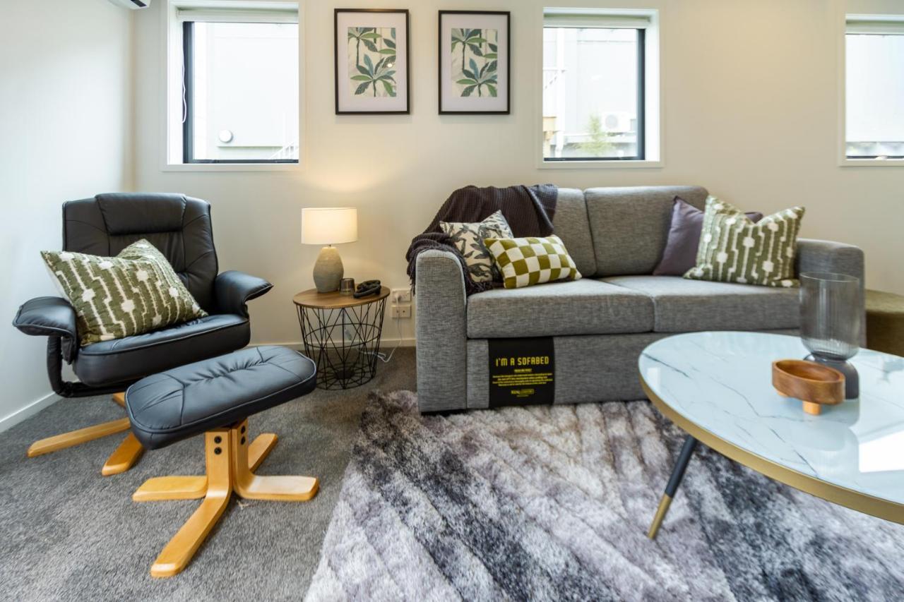 Peaceful Park View Townhouse 2 Bed W/Carpark Daire Christchurch Dış mekan fotoğraf